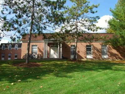 Living in an Isolated First-Year Dorm at&nbsp;SLU